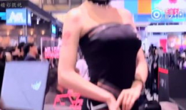 美女脱了全部衣服的视频